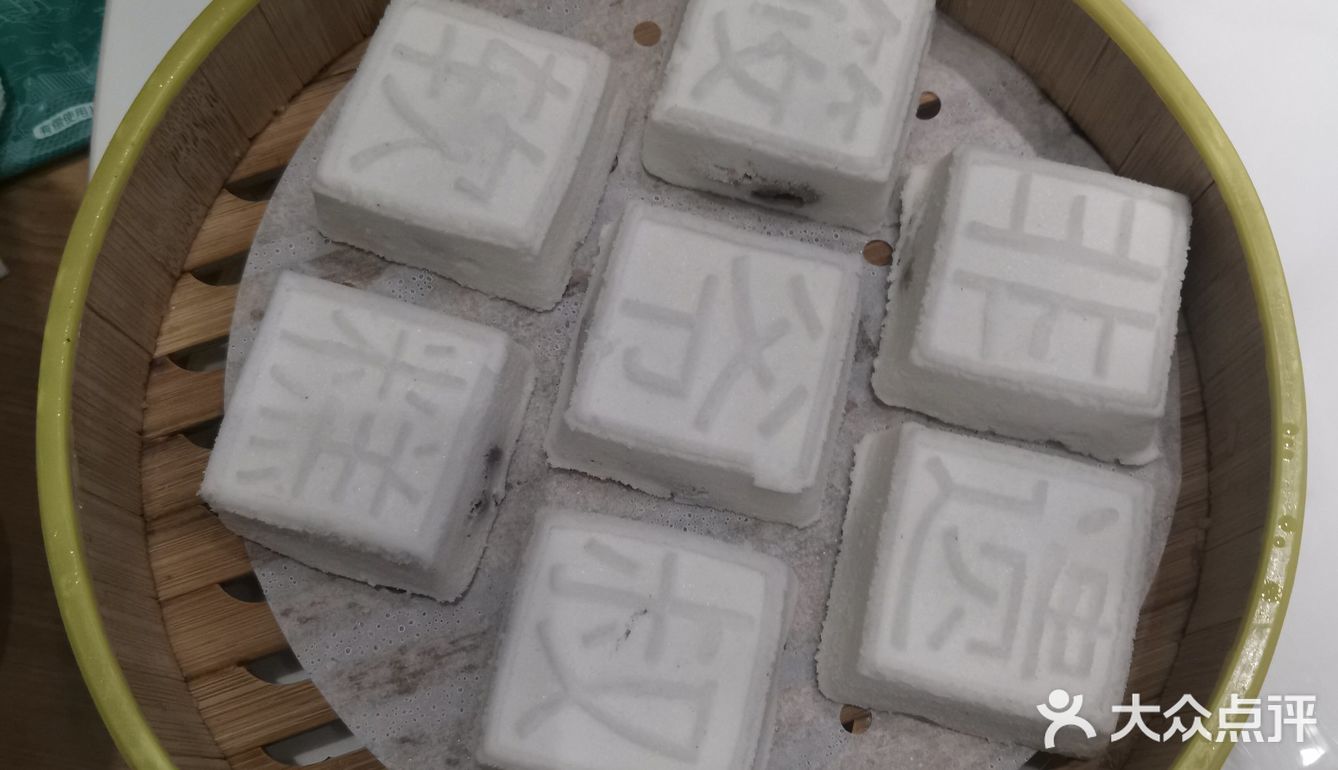 因为我们是白天去的没看到云廊的美景，建议晚上去
