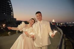 -巴黎时尚婚纱摄影(南汇店)