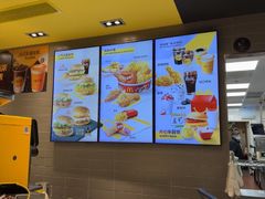 -麦当劳(轻轨曹杨路店)