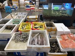 -渔人湾码头海鲜市场负二楼