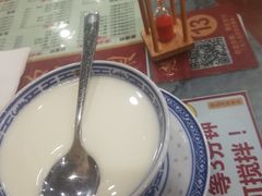 -赵记传承特色牛奶甜品(泉城广场店)