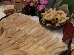加拿大象拔蚌-協成海鮮火鍋(老店)