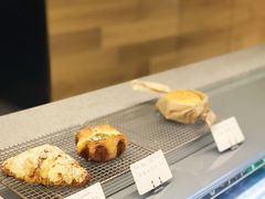 杏仁可颂-山下C5cafe(惠通时代广场店)