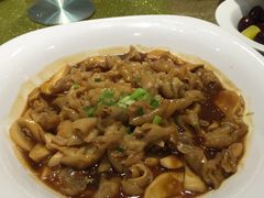 -山明水秀大饭店