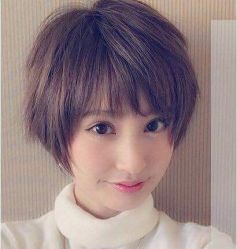 -唐荣护肤造型