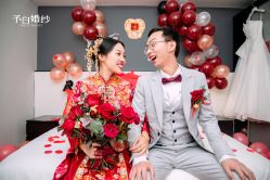 点击看大图 -予白婚纱礼服馆