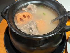 -莲餐厅·湖北菜·潜江小龙虾店(愚园路店)