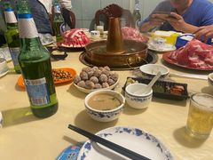 -洞庭洲·防空洞火锅·铜锅涮肉·烧烤(新百广场店)