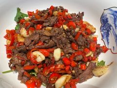 小炒黄牛肉-六合居·明厨亮灶餐厅(成双大道店)