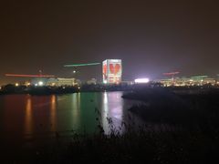 -上海滴水湖皇冠假日酒店