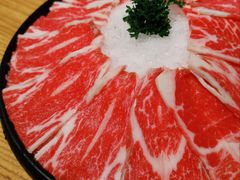 -鲜入唯煮·港式海鲜牛肉火锅(金宝街店)