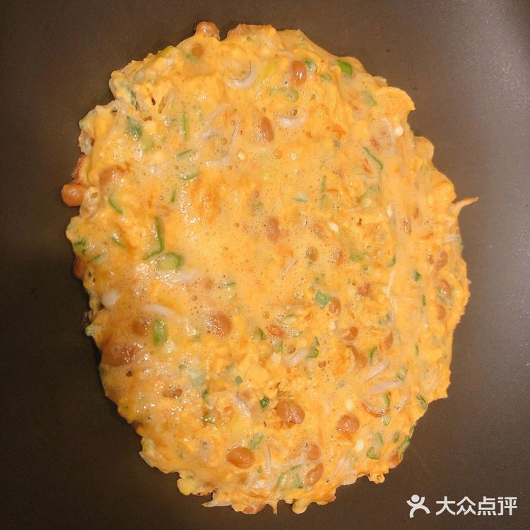 納豆小魚秋葵雞蛋餅餅[调皮]