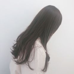 长发-E.L.K造型momopark店