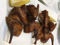 招牌红烧乳鸽-国信海鲜酒楼
