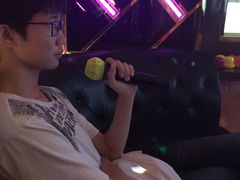 -温莎KTV(珠江路店)