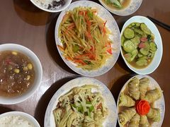 -悦芽照护月嫂+育儿嫂(杭州店)