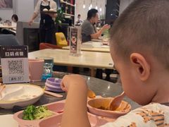 -港丽餐厅(高德置地店)