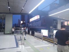 -黄浦路(地铁站)