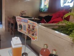 -老牌坊云南鱼豆花火锅(哈西万达店)