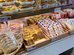 -Caidie Bakery采蝶轩(人民东路店)