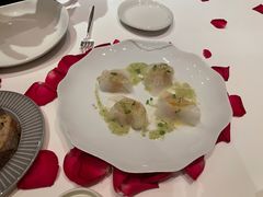 香煎北海道带子配丹麦鱼子酱塔塔-OSTRA