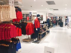 -优衣库(上海正大广场店)