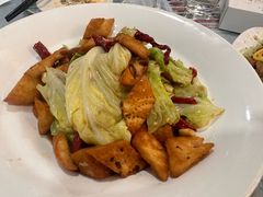 -汗腾格里·风味餐厅(新疆驻京办店)