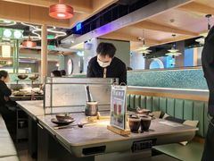 -湊湊火锅·茶憩(杭州湖滨银泰in77店)