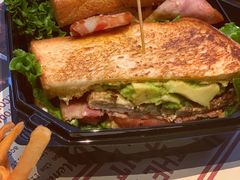 -The Habit Burger Grill 哈比特汉堡(复兴soho店)