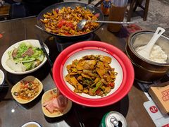 -富正毅三下锅·湘西韵味(天门山索道店)