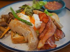 培根香肠鳄梨酱水波蛋-AFS Cafe & Canteen(闽江二路店)
