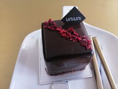-UNI UNI(环亚凯瑟琳店)
