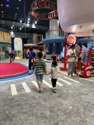 -奈尔宝家庭中心·亲子餐厅(鄞州万达店)