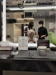 -TONI&GUY