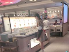 -海底捞火锅(杭州庆春路夜宵主题店)