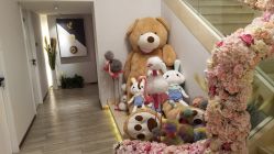 -诗丽华黛美容院