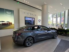 -TESLA 特斯拉(广州天环广场体验店)
