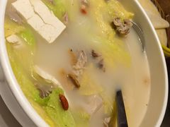 -皇城根·鲁菜济南菜·吊炉烤鸭·炒鸡鱼头(济南旗舰店)