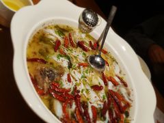 -江渔儿酸菜鱼(映月湖环宇城店)