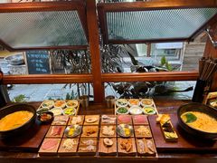 -银米·云南传统过桥米线(双廊黑金冠店)