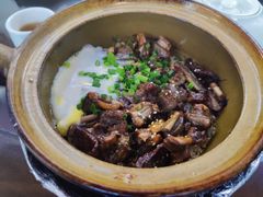 金牌黄鳝饭-红星光发煲仔饭(文海店)