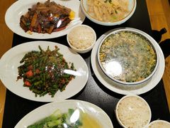 -通安客栈中餐厅·何家小馆