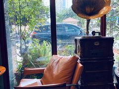 靠窗位-25#COFFEE(古地石店)