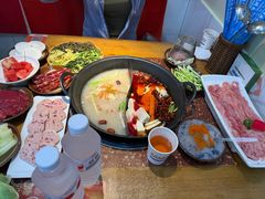 -赵美丽·重庆社区火锅·直营店(火车东站·中豪国际店)