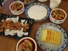 -炉小二铜锅牛蛙•川湘菜(三里屯店)