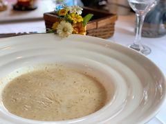 奶油蘑菇汤-火车头法国西餐厅