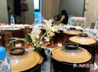 「宋都奥体名座」位于奥体名座的“智信书院”这家私房菜
