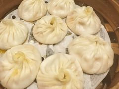 -莱莱小笼·乔艾