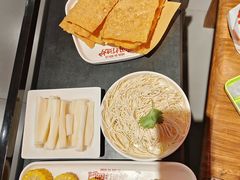-阿润打边炉·鲜切鸡煲(华漕店)
