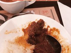 红烩牛肉饭-东海咖啡馆